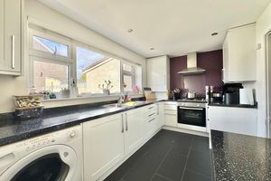 Kitchen- click for photo gallery